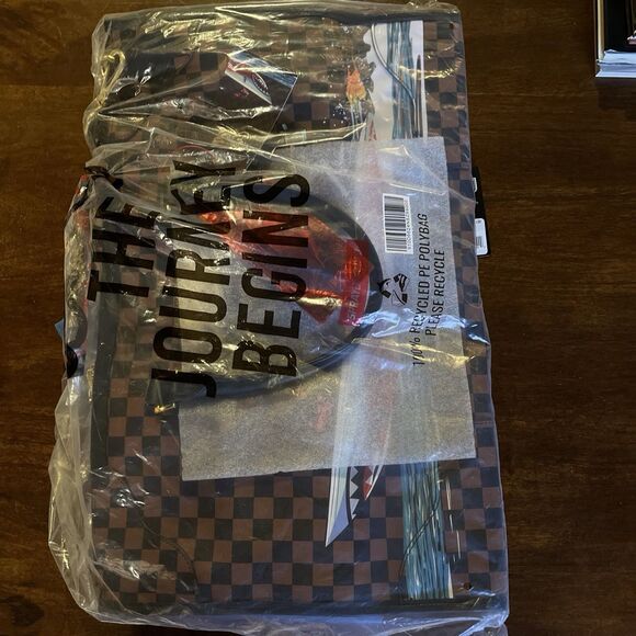 Sprayground  305 Speedboat Getaway Pyramid Duffle - Picture 8 of 8